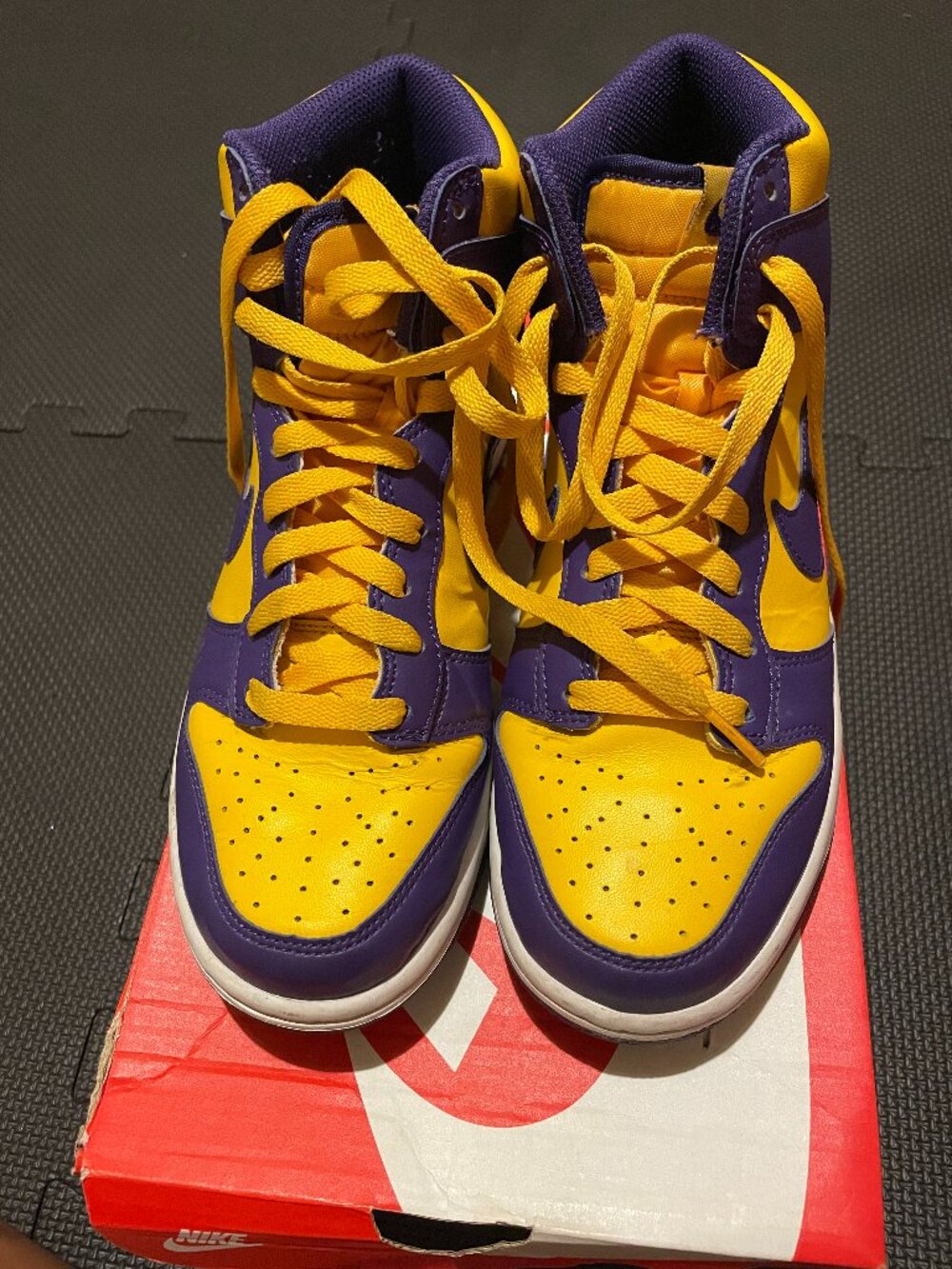 ike Dunk High Retro Sneakers – Purple/Gold